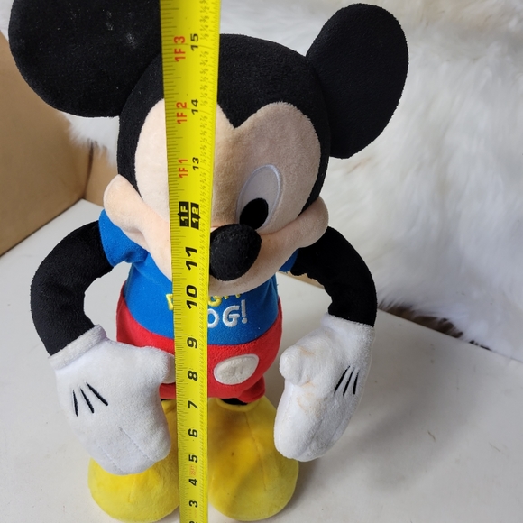 Mickey Mouse hot diggity dog dancing toy - Picture 6 of 9